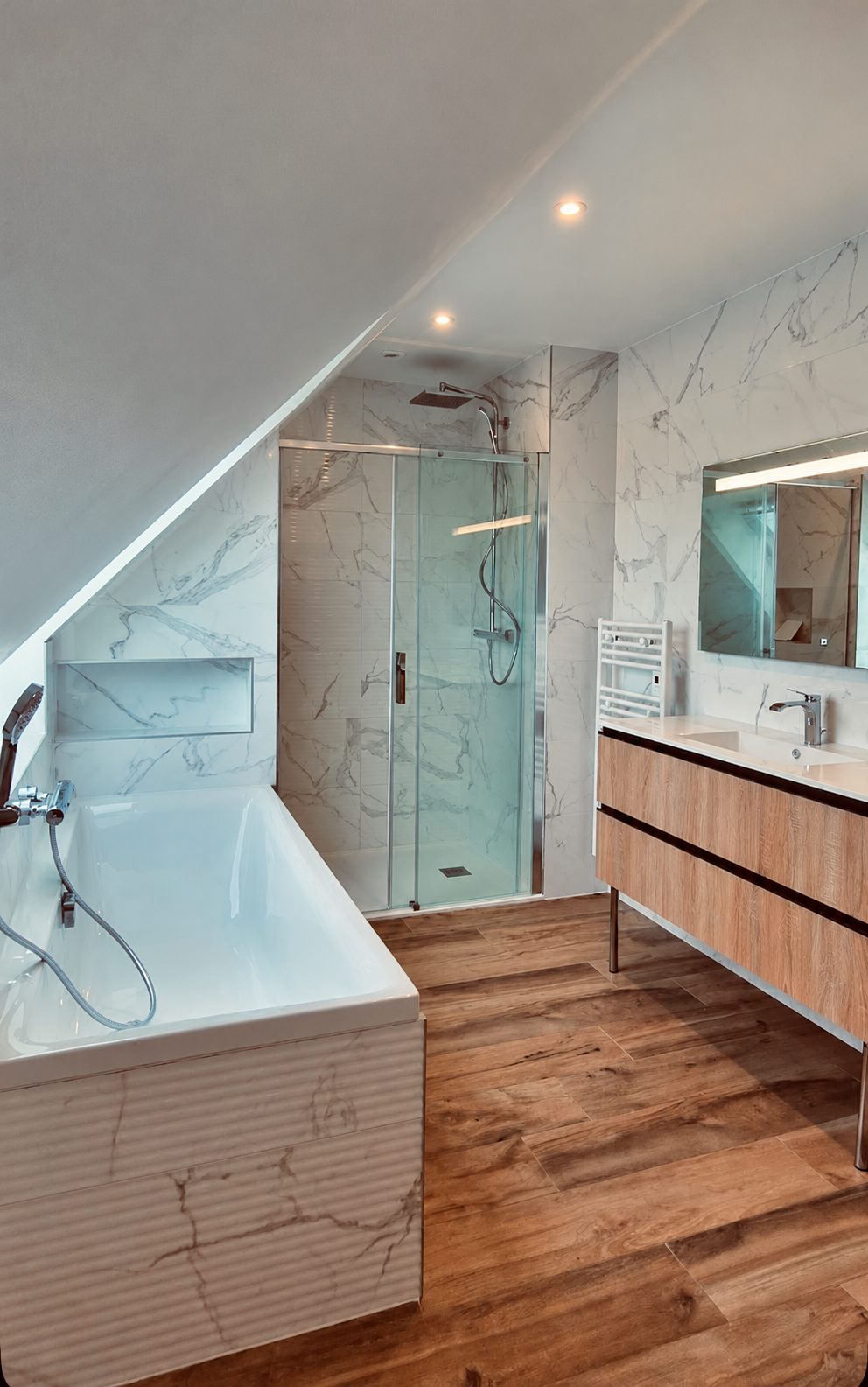 Salle de bain rénovée par l'entreprise Amaury Courtes
